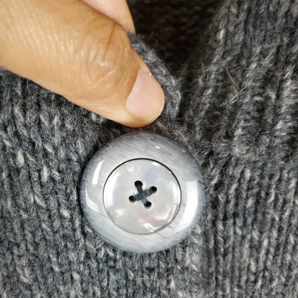 Carole Little Women Wool Blend Collared One Button Closure Sweater Shawl - Picture 5 of 9